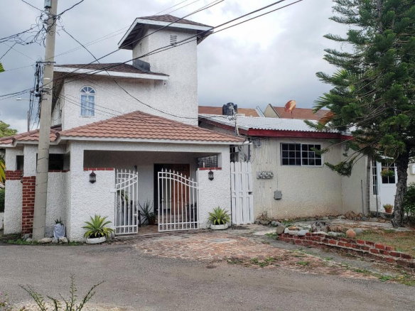 First image of th 9-3a Waterloo Avenue in Kingston 10, St. Andrew, Jamaica - property is For Rent