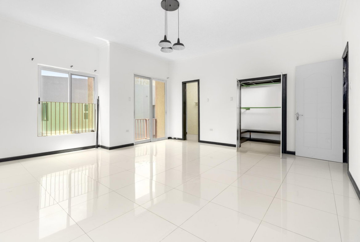 Thirteenth image of 12-21 Knightsdale Avenue in Kingston 19, St. Andrew, Jamaica - property is For Rent