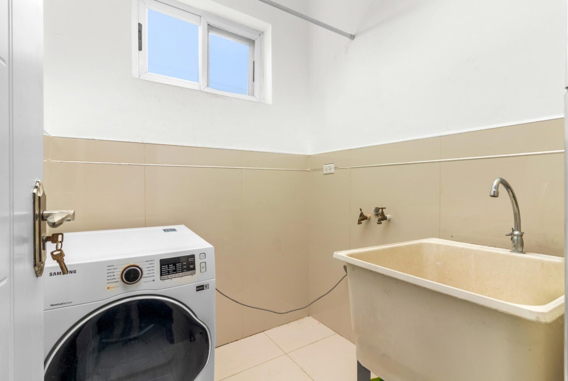 Twentieth image of 12-21 Knightsdale Avenue in Kingston 19, St. Andrew, Jamaica - property is For Rent