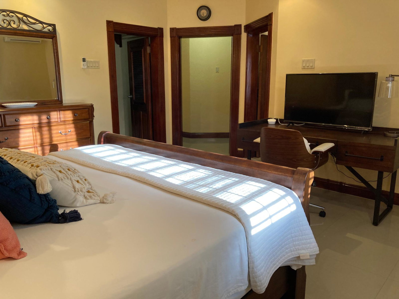 Spacious-3-Bedroom-Apartment-for-Sale-in-St.-Andrew-Jamaica-Sweet-Berry-Complex Twenty-Eighth image of 9-27 Salisbury Avenue in Kingston 6, St. Andrew, Jamaica - property is For Sale