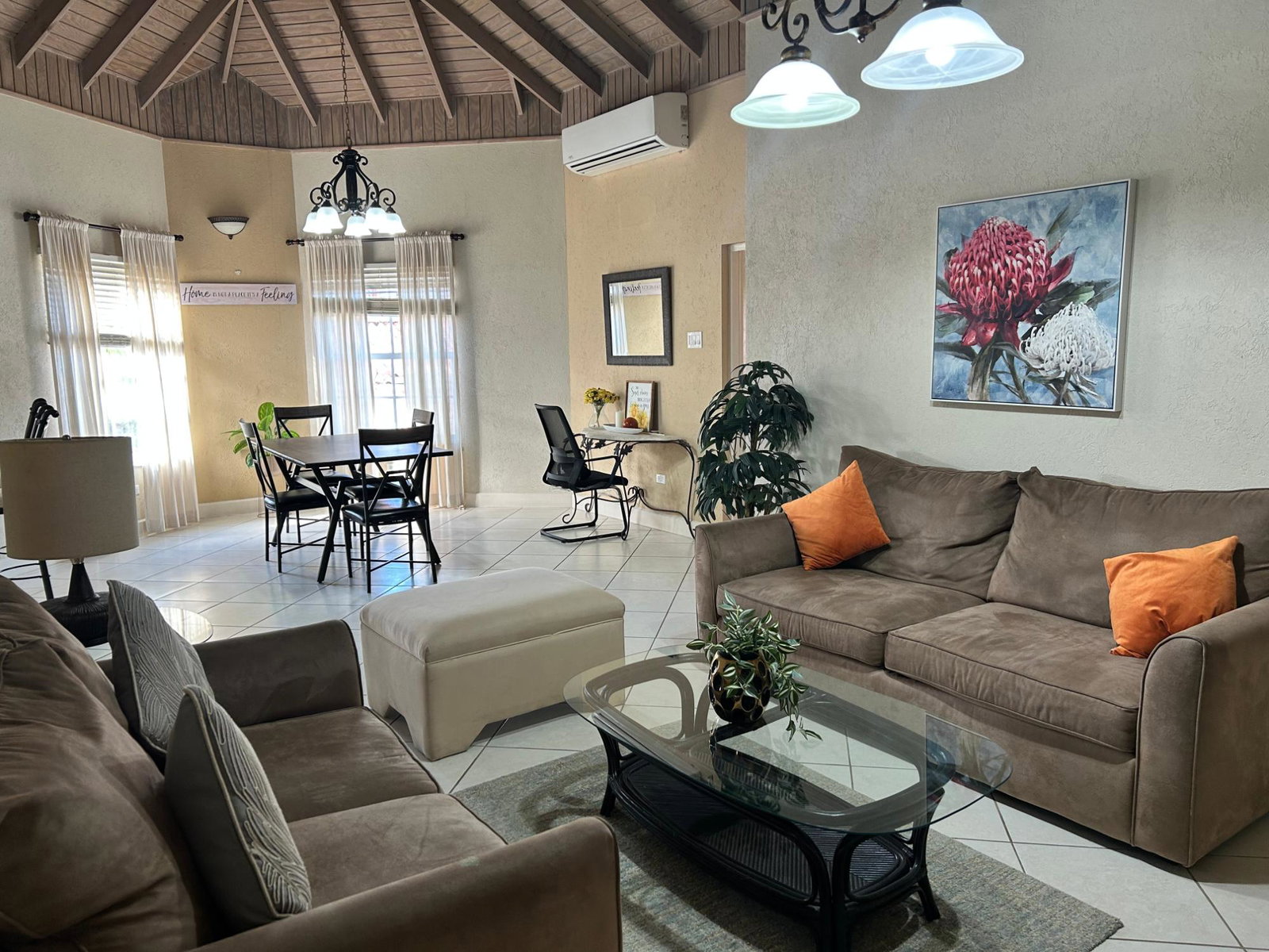 Spacious-3-Bedroom-Apartment-for-Sale-in-Tuscany-Place-Ironshore-Montego-Bay Ninth image of 12-1083 Taylor Road in Ironshore, St. James, Jamaica - property is For Sale