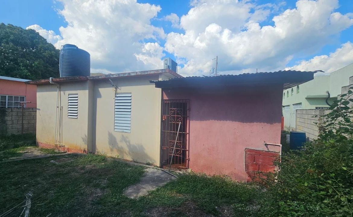 Sixth image of 15 Cove Avenue, Harbour View in Kingston 17, St. Andrew, Jamaica - property is For Sale