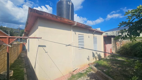 Seventh image of 15 Cove Avenue, Harbour View in Kingston 17, St. Andrew, Jamaica - property is For Sale