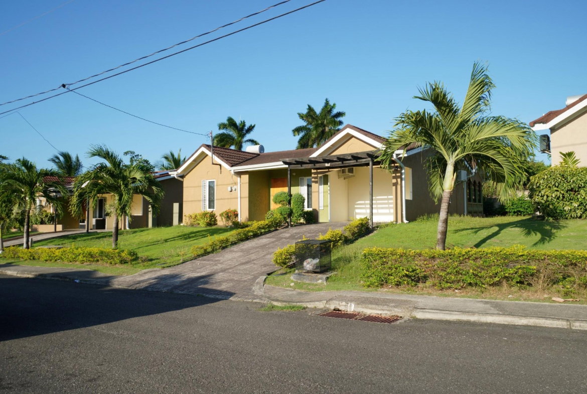 Twenty-Sixth image of 300 Drax Hall Manor, Ph. 4 in Drax Hall Estate, St. Ann, Jamaica - property is For Rent