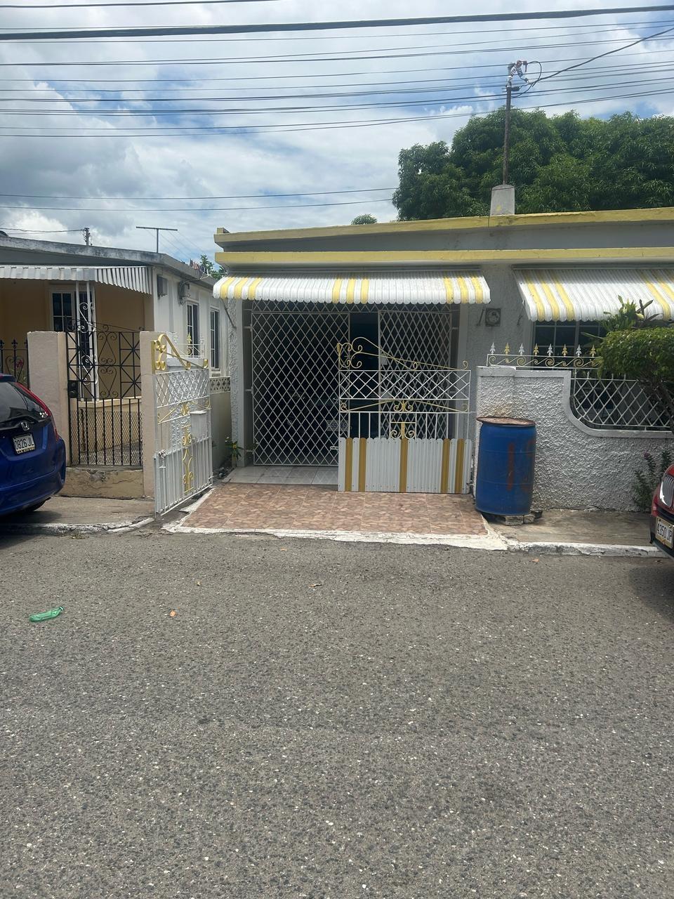 Spacious-3-Bedroom-House-for-Sale-in-Independence-City-St.-Catherine-Jamaica Second image of 15 Miami Drive, Indpendence in Independence City, St. Catherine, Jamaica - property is For Sale