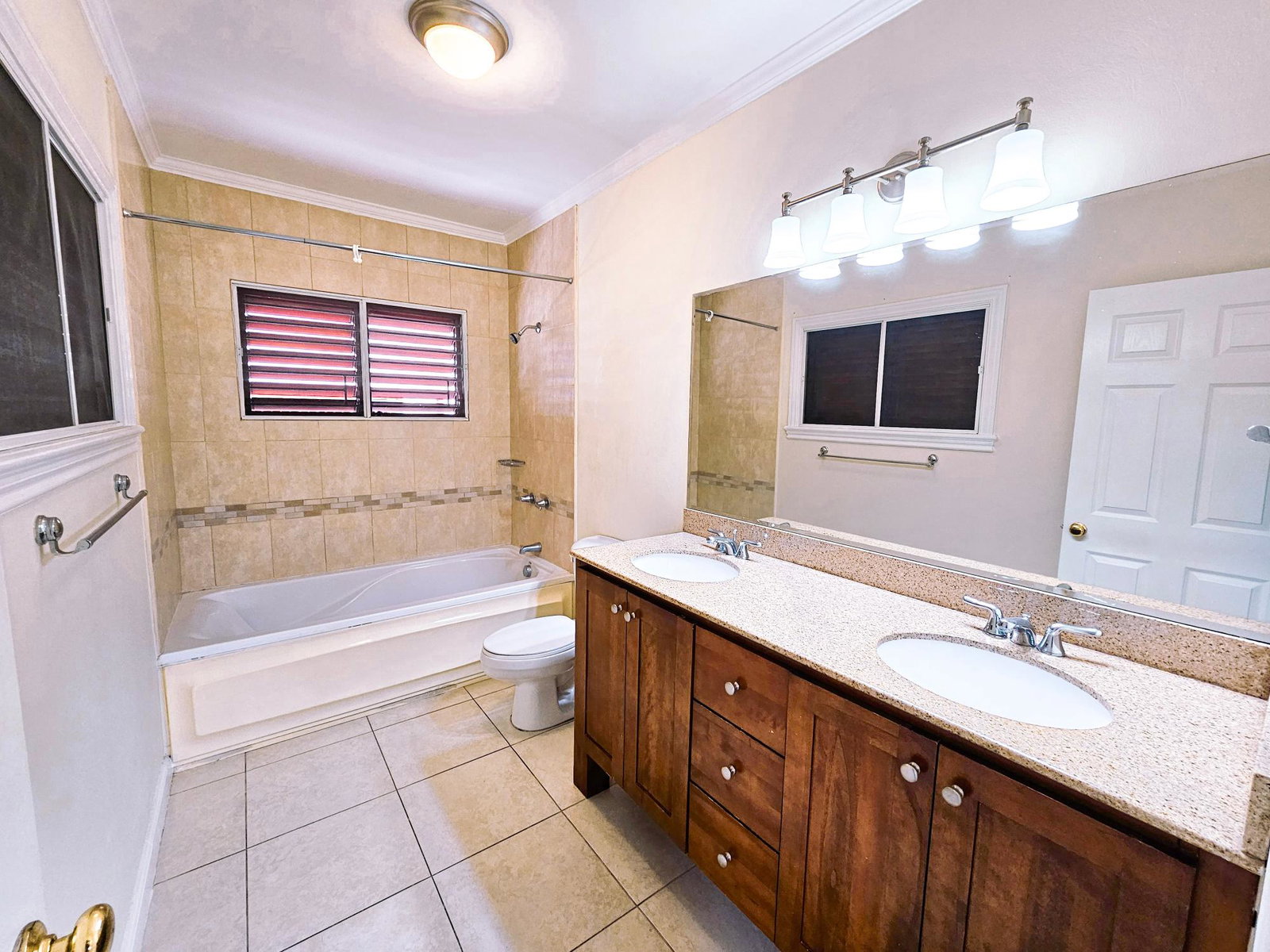 Twenty-Seventh image of 19-11 Waterworks Road in Kingston 8, St. Andrew, Jamaica - property is For Sale