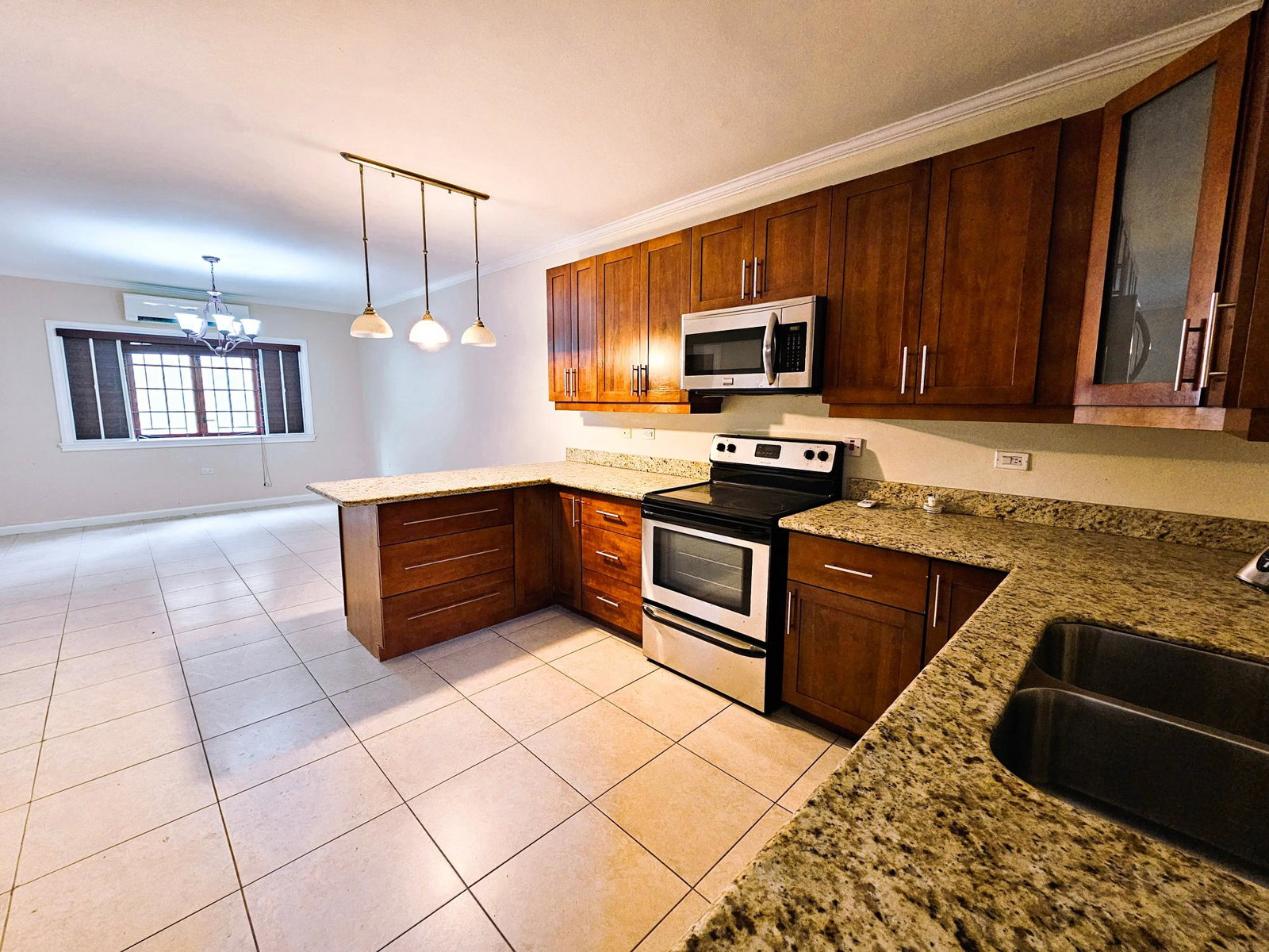 Tenth image of 19-11 Waterworks Road in Kingston 8, St. Andrew, Jamaica - property is For Sale