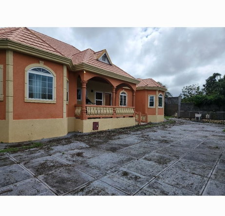 Fifth image of Breadnut Hill in Breadnut Hill, St. Ann, Jamaica - property is For Rent