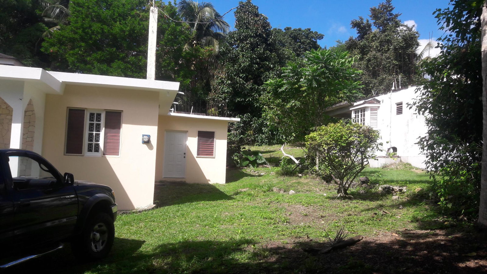 Third image of 14 Adelphi Gardens in ADELPHI GARDEN, St. James, Jamaica - property is For Rent