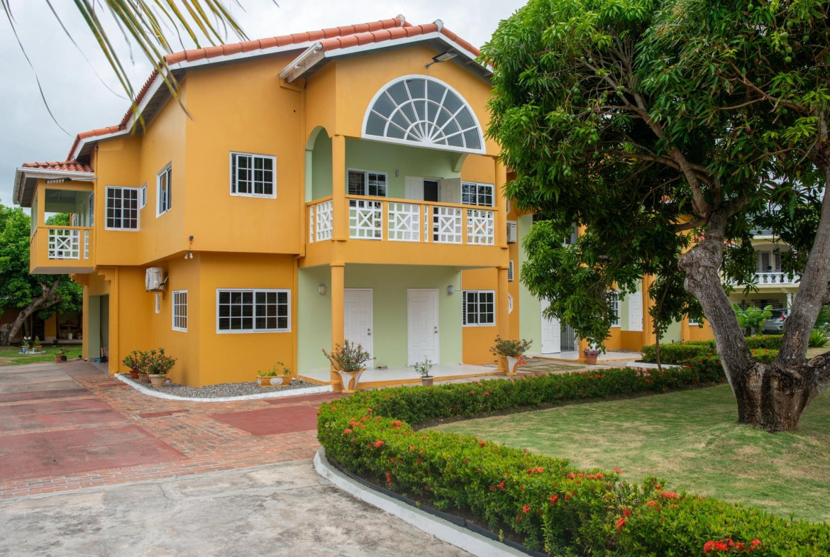 Fourth image of 95 Riviera Blvd. in Jamaica Beach, St. Mary, Jamaica - property is For Rent