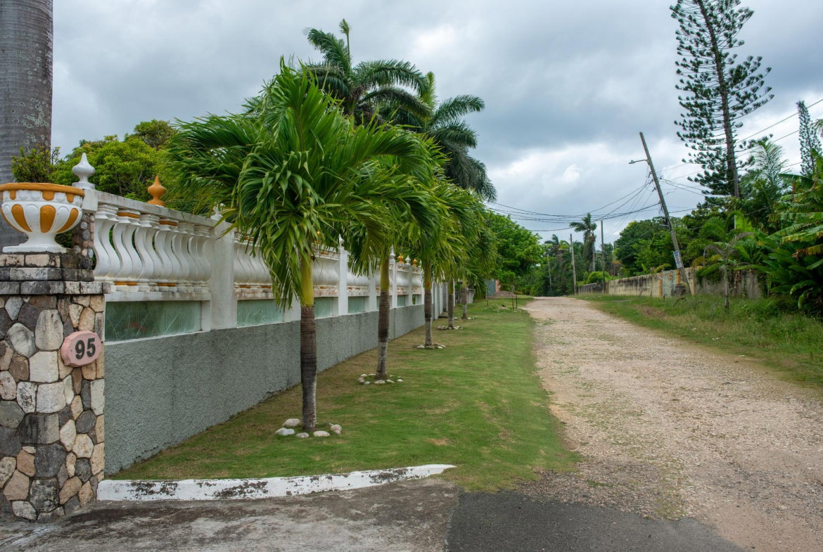 Sixth image of 95 Riviera Blvd. in Jamaica Beach, St. Mary, Jamaica - property is For Rent