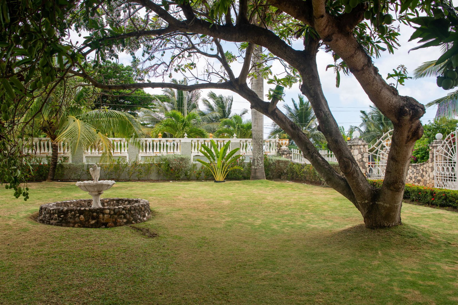 Ninth image of 95 Riviera Blvd. in Jamaica Beach, St. Mary, Jamaica - property is For Rent