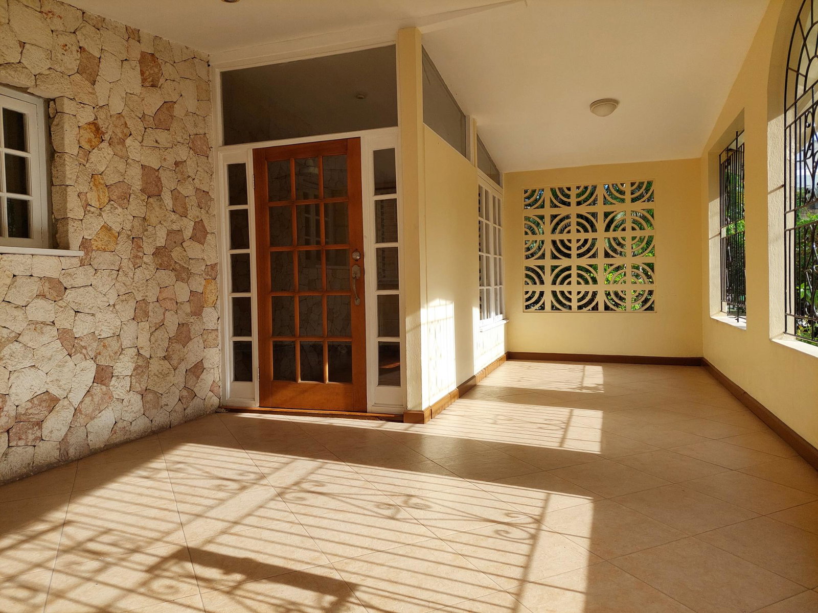 Spacious-4-Bedroom-House-for-Rent-in-Liguanea-St.-Andrew-Jamaica Second image of 2 Liguanea Place in Kingston 6, St. Andrew, Jamaica - property is For Rent