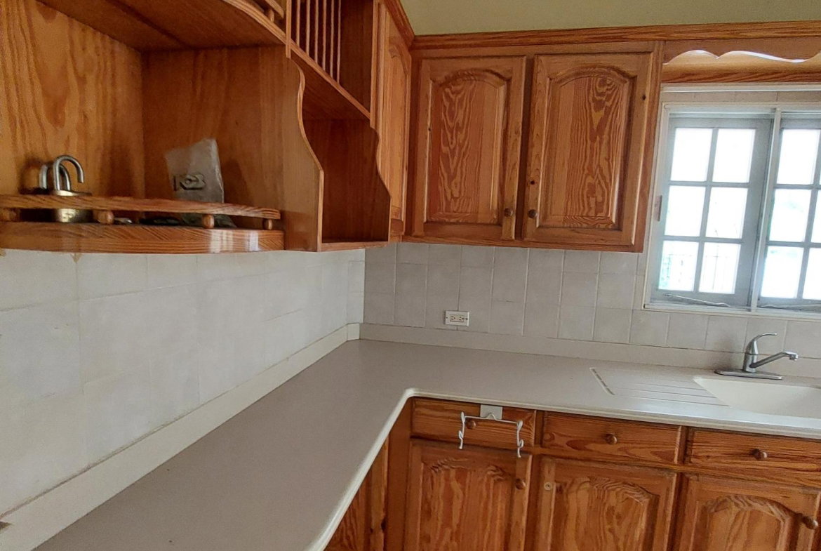 Twelfth image of 2 Liguanea Place in Kingston 6, St. Andrew, Jamaica - property is For Rent