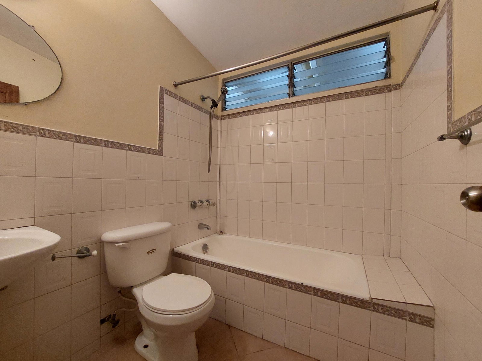 Spacious-4-Bedroom-House-for-Rent-in-Liguanea-St.-Andrew-Jamaica Nineteenth image of 2 Liguanea Place in Kingston 6, St. Andrew, Jamaica - property is For Rent