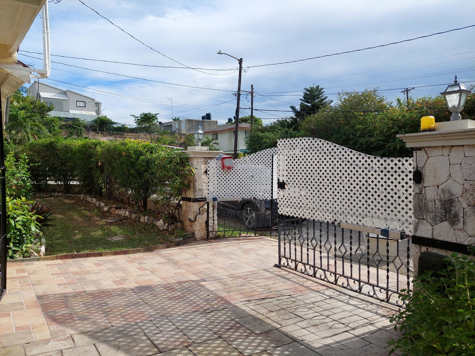 Spacious-4-Bedroom-House-for-Rent-in-Liguanea-St.-Andrew-Jamaica Twenty-Sixth image of 2 Liguanea Place in Kingston 6, St. Andrew, Jamaica - property is For Rent
