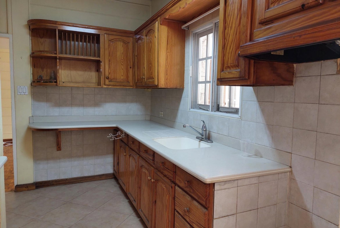 Ninth image of 2 Liguanea Place in Kingston 6, St. Andrew, Jamaica - property is For Rent
