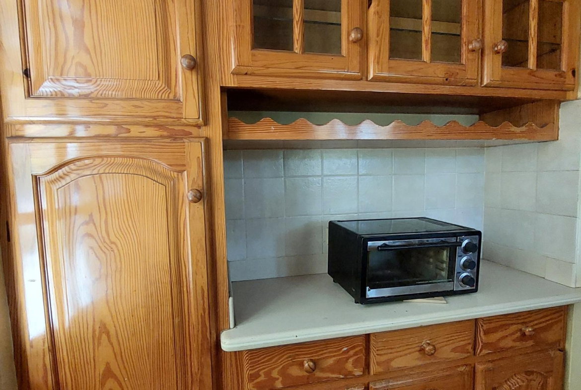 Tenth image of 2 Liguanea Place in Kingston 6, St. Andrew, Jamaica - property is For Rent