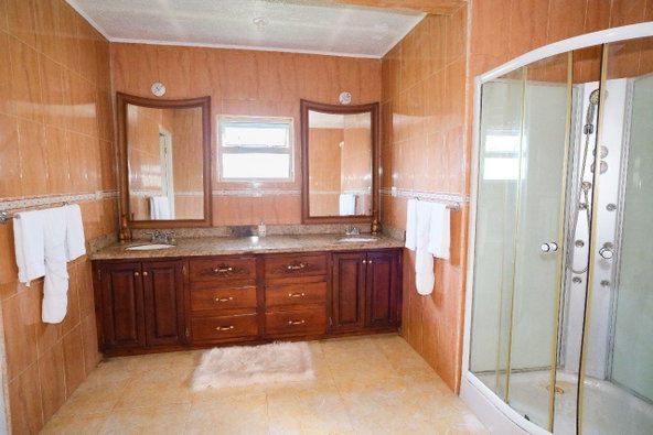 Fifteenth image of 101-hibiscus g Mandeville, Manchester in Hibiscus Gardens, Manchester, Jamaica - property is For Rent
