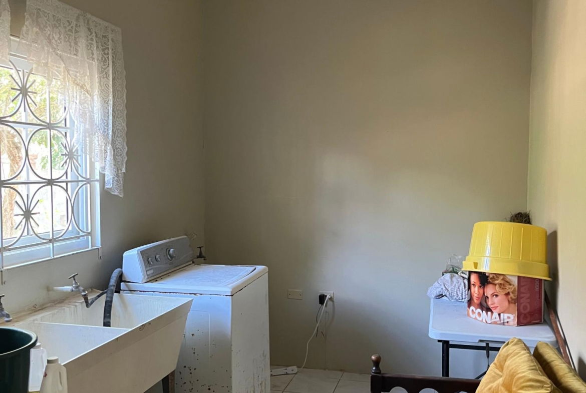 Seventh image of 23 Trinidad Boulevard, Carib in Greater Portmore, St. Catherine, Jamaica - property is For Rent
