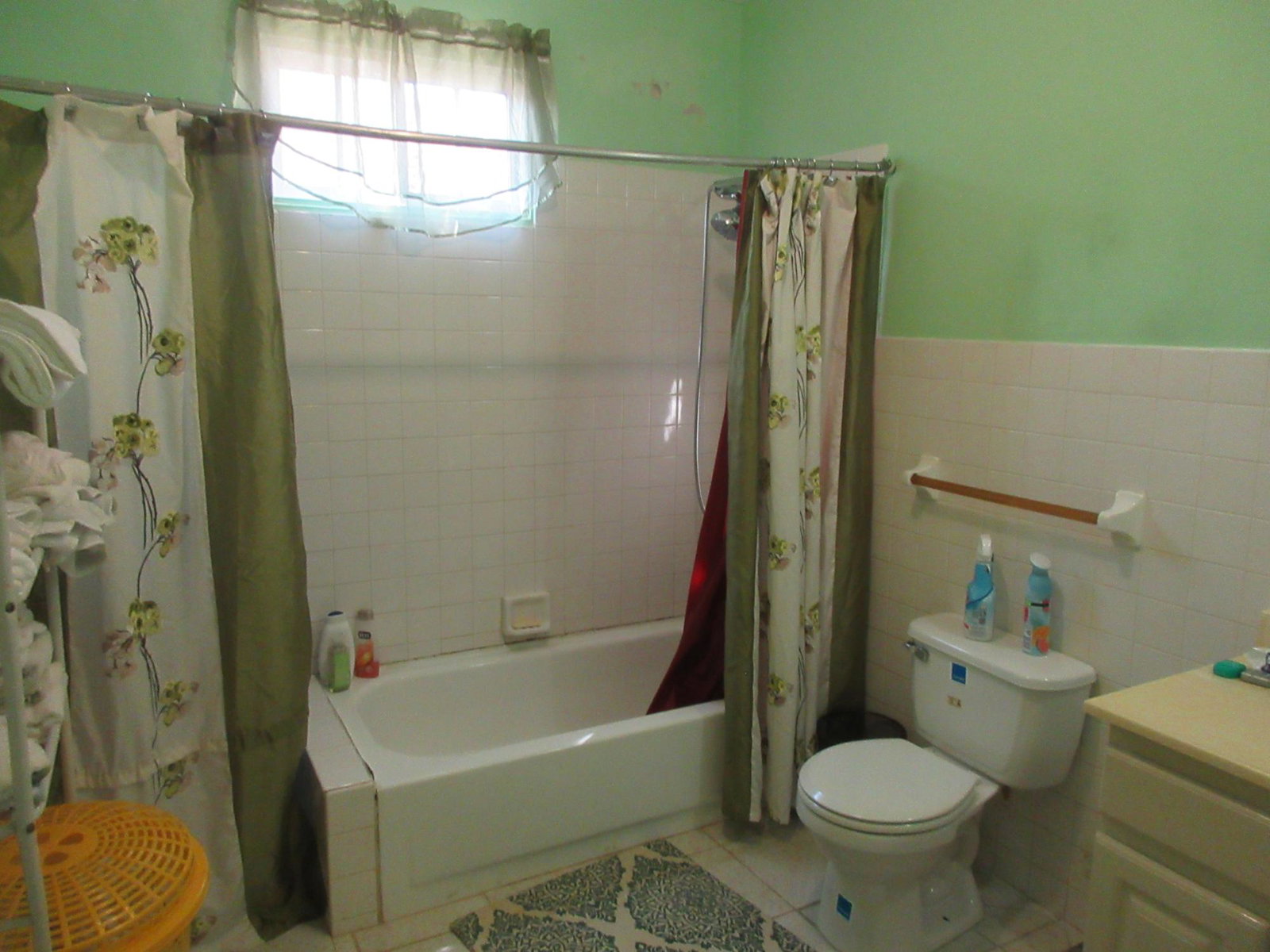 Spacious-4-Bedroom-House-for-Sale-in-Castleton-Meadows-St.-Elizabeth-Jamaica Fourteenth image of 12 Castleton Meadows in Balaclava, St. Elizabeth, Jamaica - property is For Sale