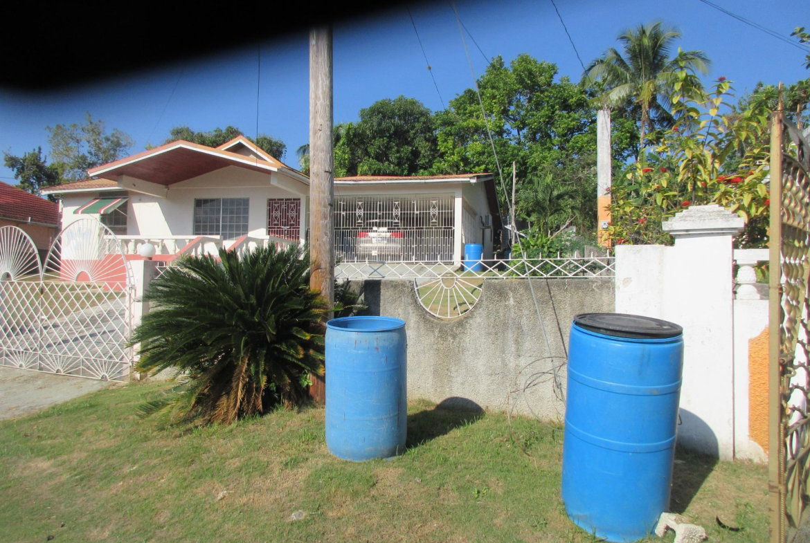 Fourth image of 12 Castleton Meadows in Balaclava, St. Elizabeth, Jamaica - property is For Sale