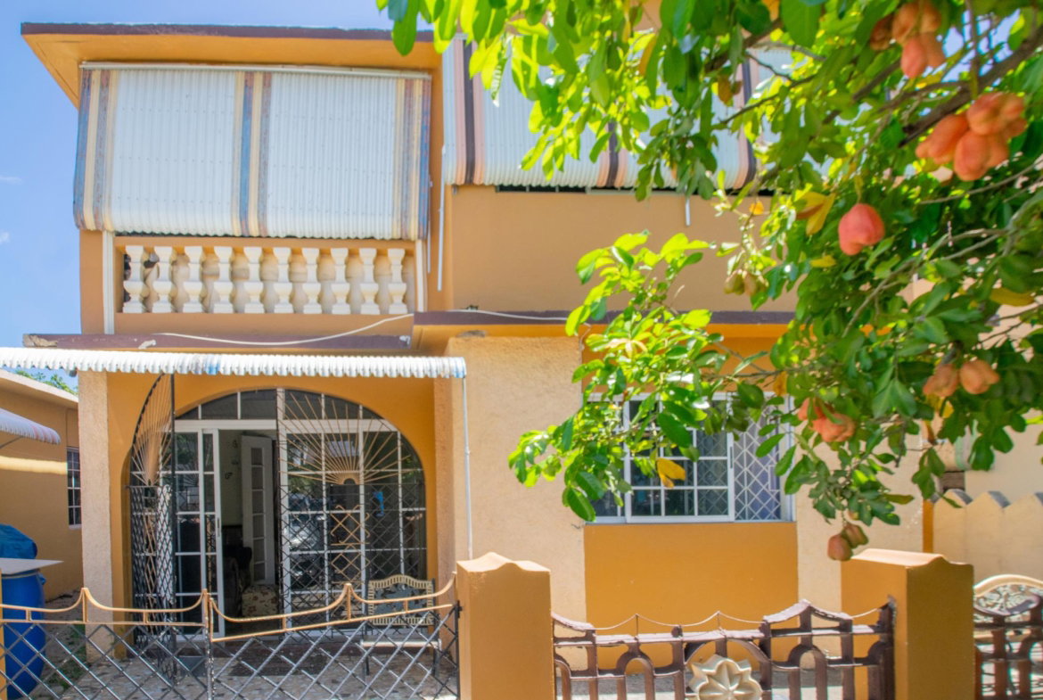 Second image of 325 South East Fifth Street in Greater Portmore, St. Catherine, Jamaica - property is For Sale