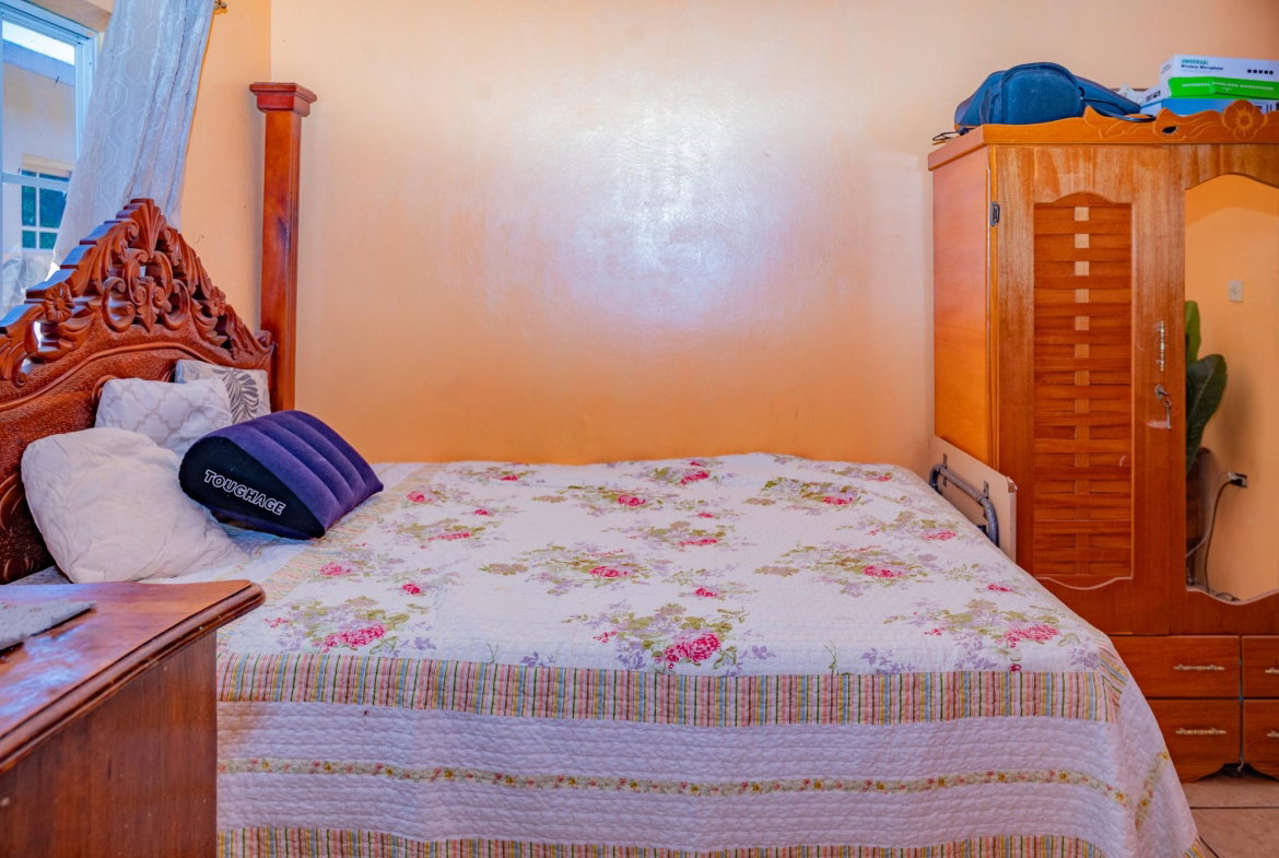 Twenty-First image of 325 South East Fifth Street in Greater Portmore, St. Catherine, Jamaica - property is For Sale