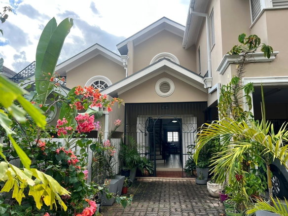 First image of 4-2 Bracknell Close in Kingston 6, St. Andrew, Jamaica - property is For Sale