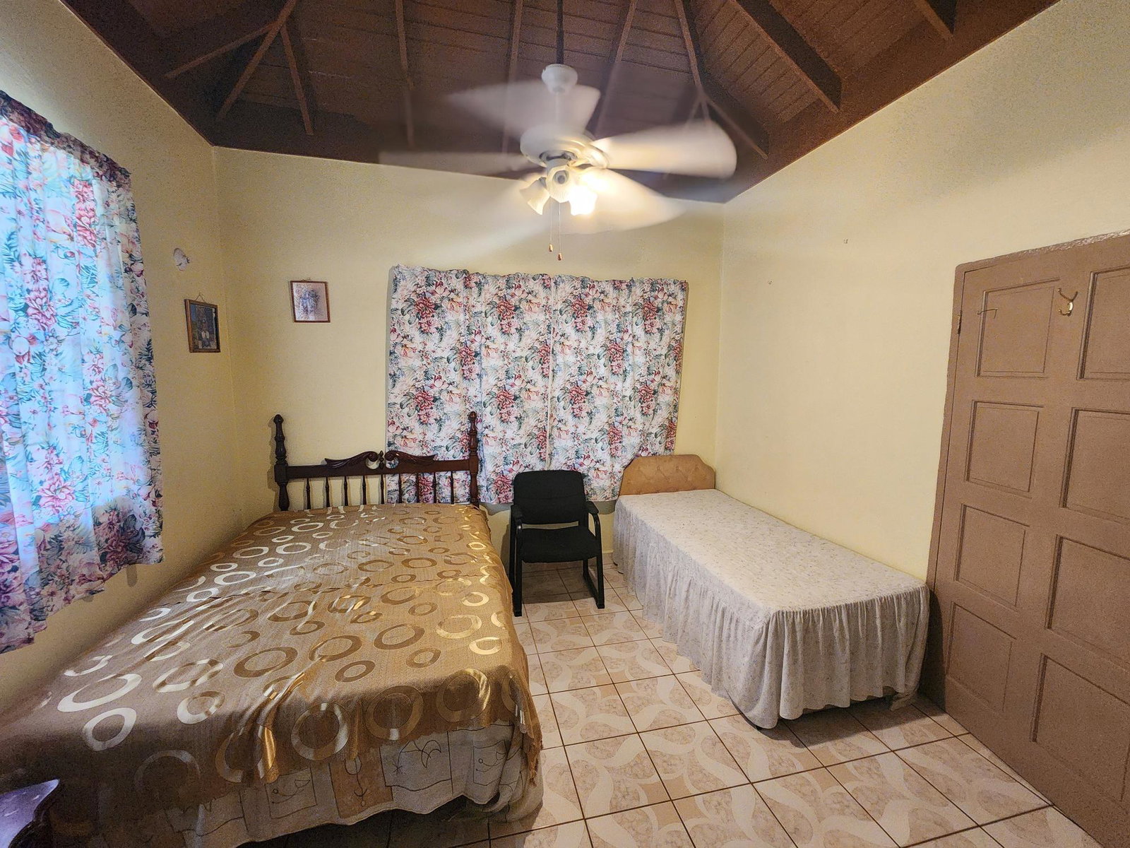 Fifteenth image of 33 Beadle Boulevard in Santa Cruz, St. Elizabeth, Jamaica - property is For Sale