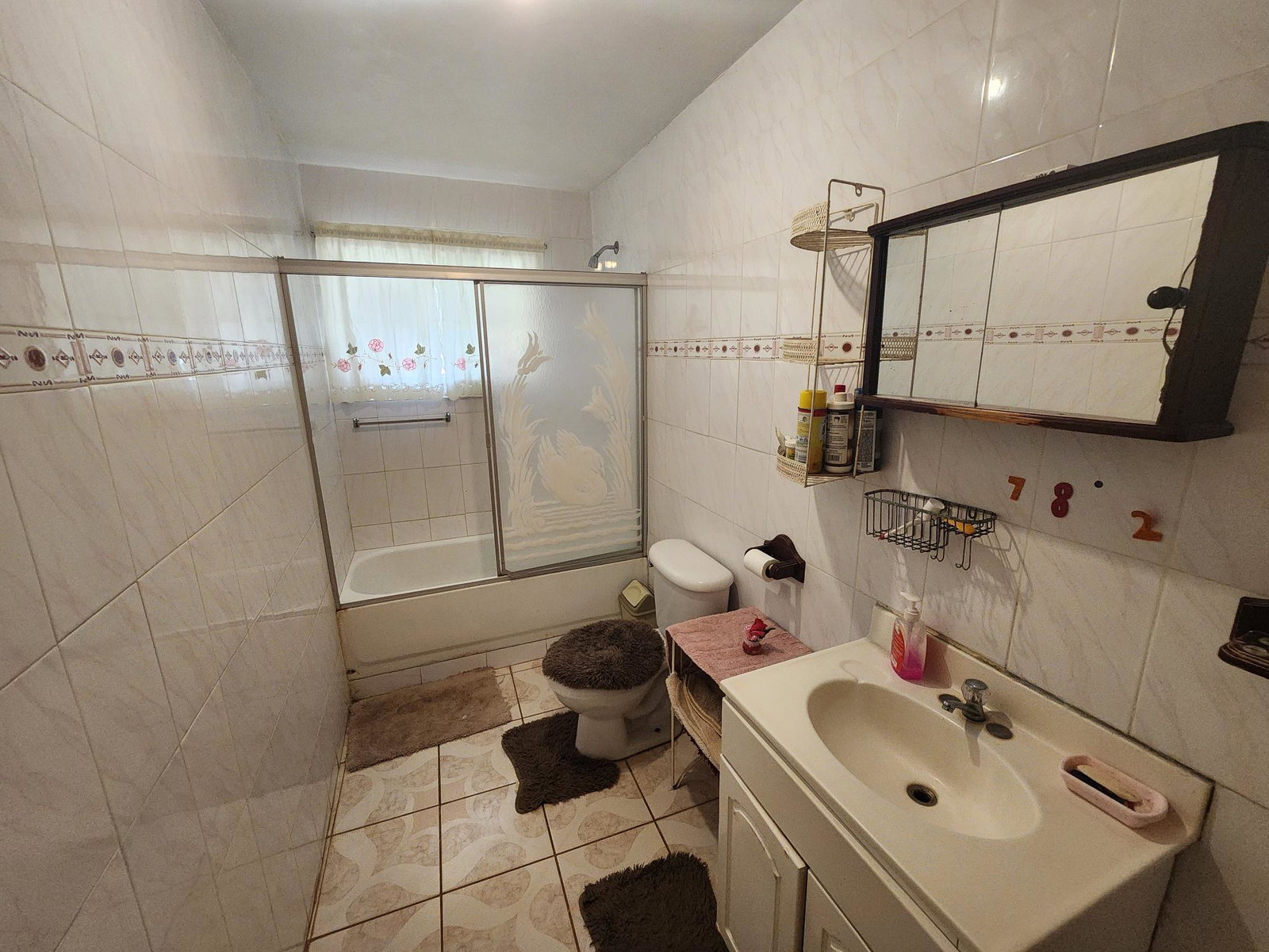 Seventeenth image of 33 Beadle Boulevard in Santa Cruz, St. Elizabeth, Jamaica - property is For Sale