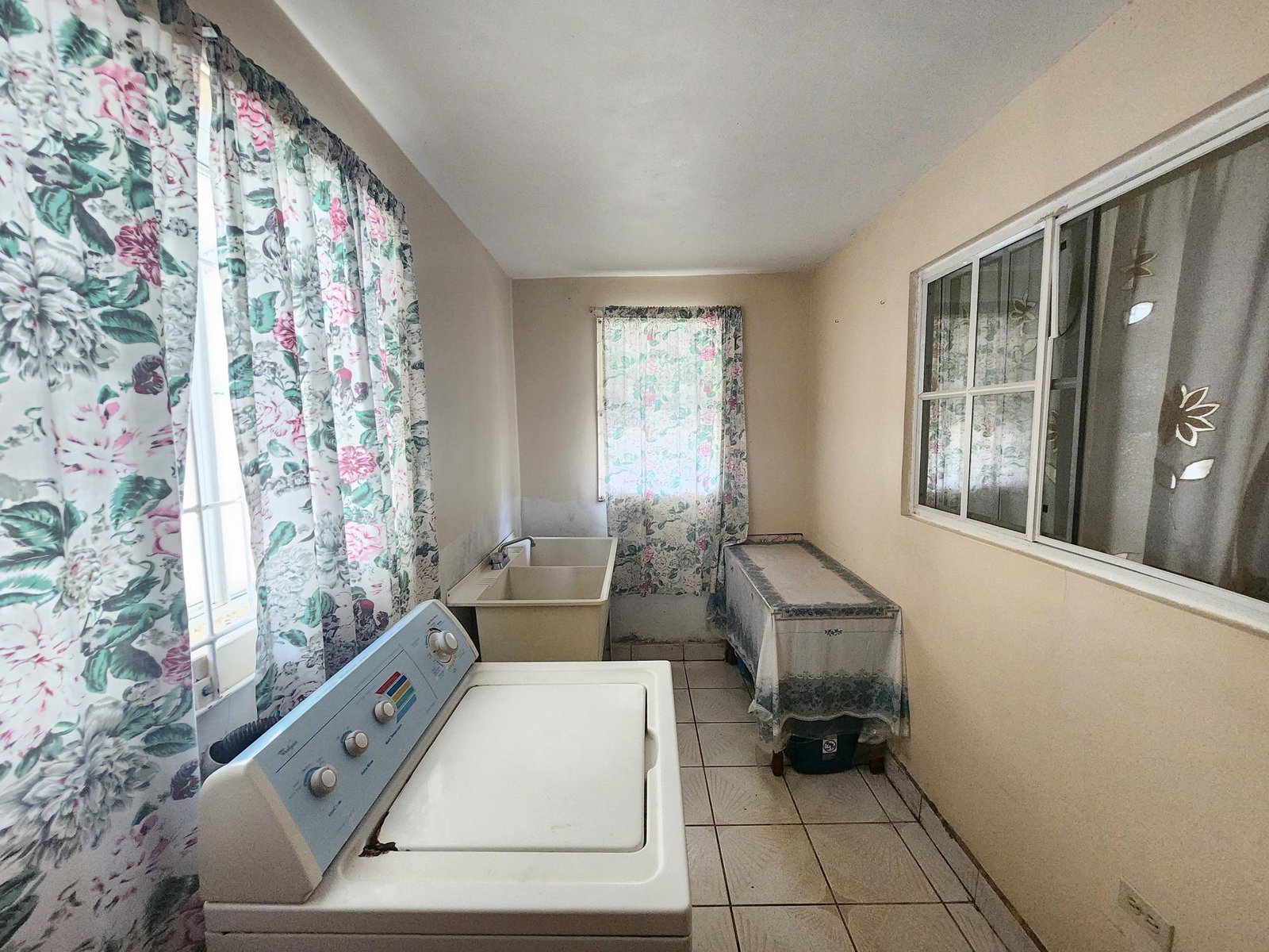 Nineteenth image of 33 Beadle Boulevard in Santa Cruz, St. Elizabeth, Jamaica - property is For Sale