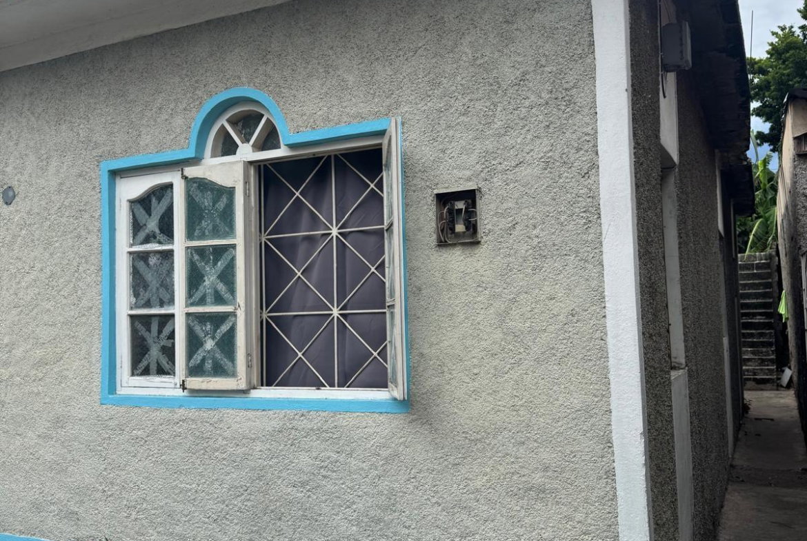 Fourth image of 6 Graham Street, Passmore t in Kingston 2, Kingston, Jamaica - property is For Sale