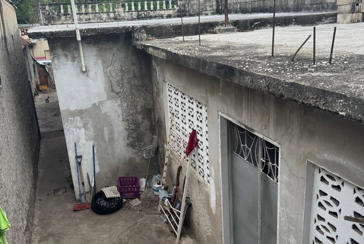 Sixth image of 6 Graham Street, Passmore t in Kingston 2, Kingston, Jamaica - property is For Sale