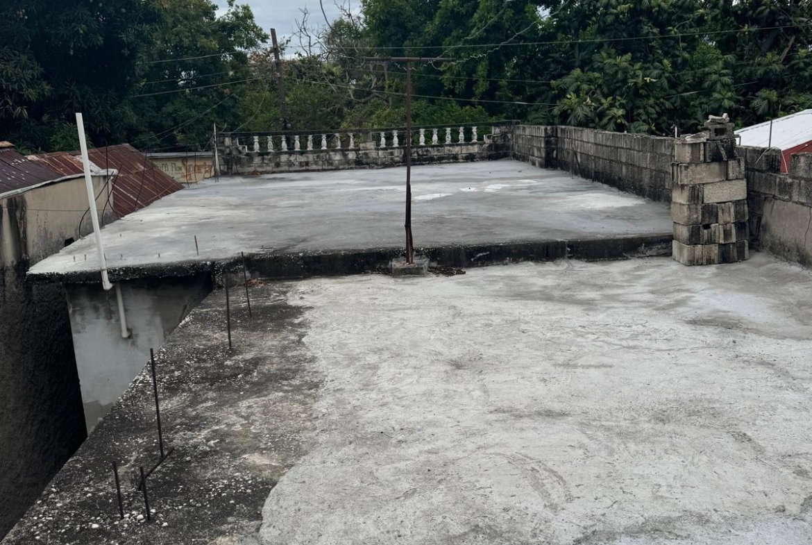 Seventh image of 6 Graham Street, Passmore t in Kingston 2, Kingston, Jamaica - property is For Sale