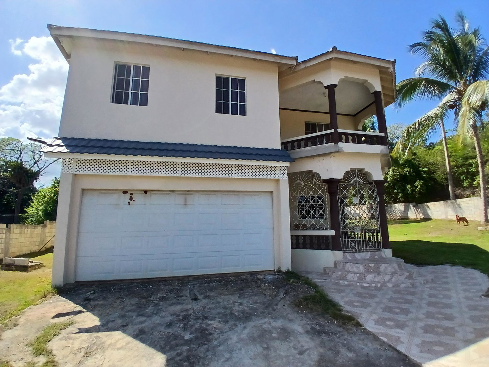 Spacious-5-Bedroom-House-for-Sale-in-Orangefield-Ewarton-St.-Catherine-Jamaica Second image of 97 Logwood Crescent in Ewarton, St. Catherine, Jamaica - property is For Sale