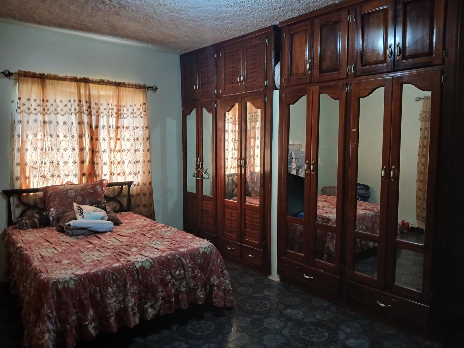 Spacious-5-Bedroom-House-for-Sale-in-Orangefield-Ewarton-St.-Catherine-Jamaica Sixteenth image of 97 Logwood Crescent in Ewarton, St. Catherine, Jamaica - property is For Sale