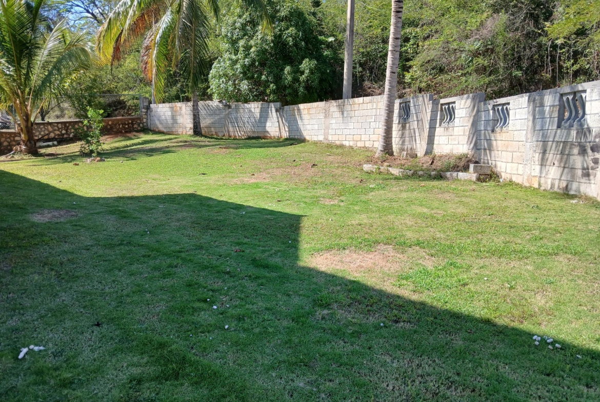 Eighth image of 97 Logwood Crescent in Ewarton, St. Catherine, Jamaica - property is For Sale