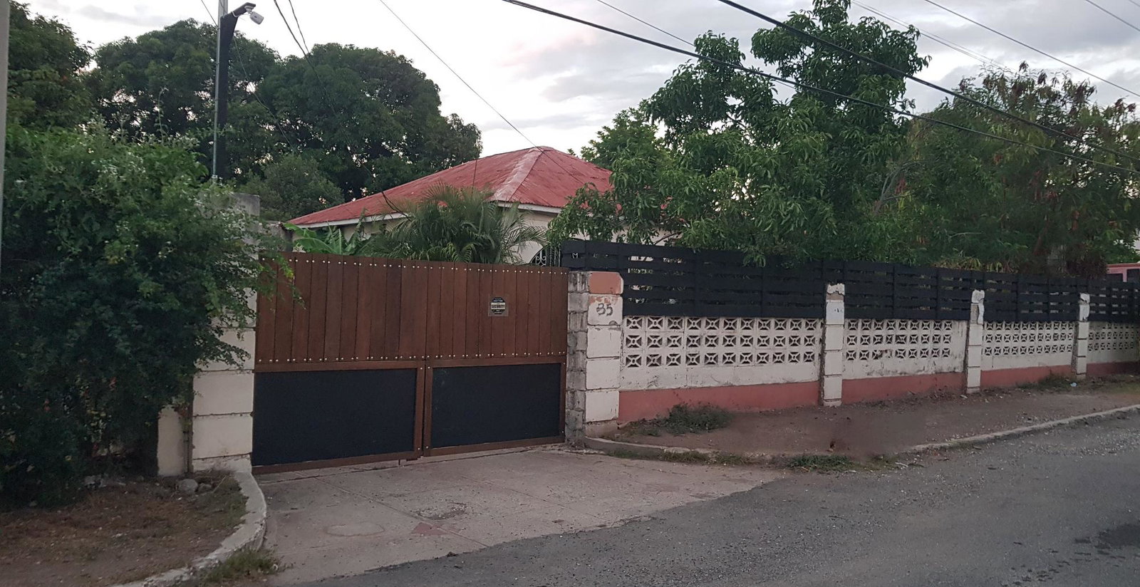 Fourth image of 35 Westlake Ave. Richmond pk in Kingston 10, St. Andrew, Jamaica - property is For Sale