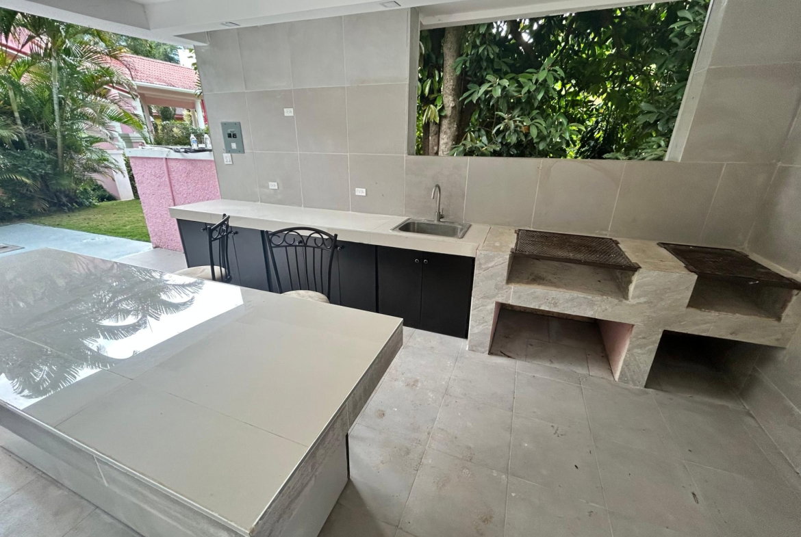 Eleventh image of 20 Forrest Avenue in Red Hills, St. Andrew, Jamaica - property is For Sale
