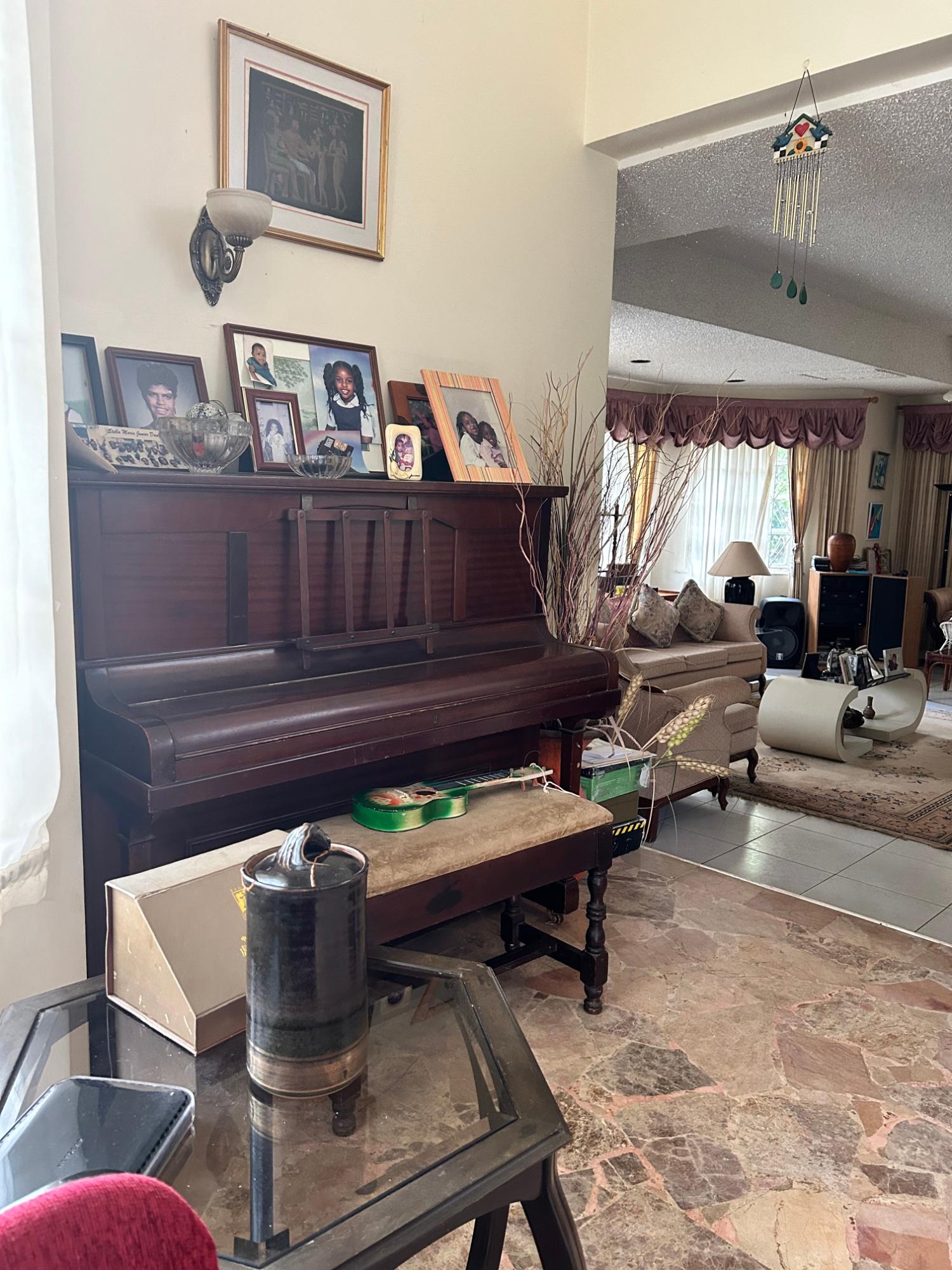 Spacious-6-Bedroom-House-for-Sale-at-20-Forrest-Avenue-St.-Andrew-Jamaica Nineteenth image of 20 Forrest Avenue in Red Hills, St. Andrew, Jamaica - property is For Sale
