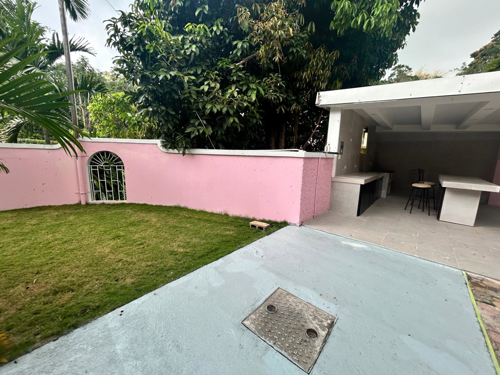 Spacious-6-Bedroom-House-for-Sale-at-20-Forrest-Avenue-St.-Andrew-Jamaica Fifth image of 20 Forrest Avenue in Red Hills, St. Andrew, Jamaica - property is For Sale
