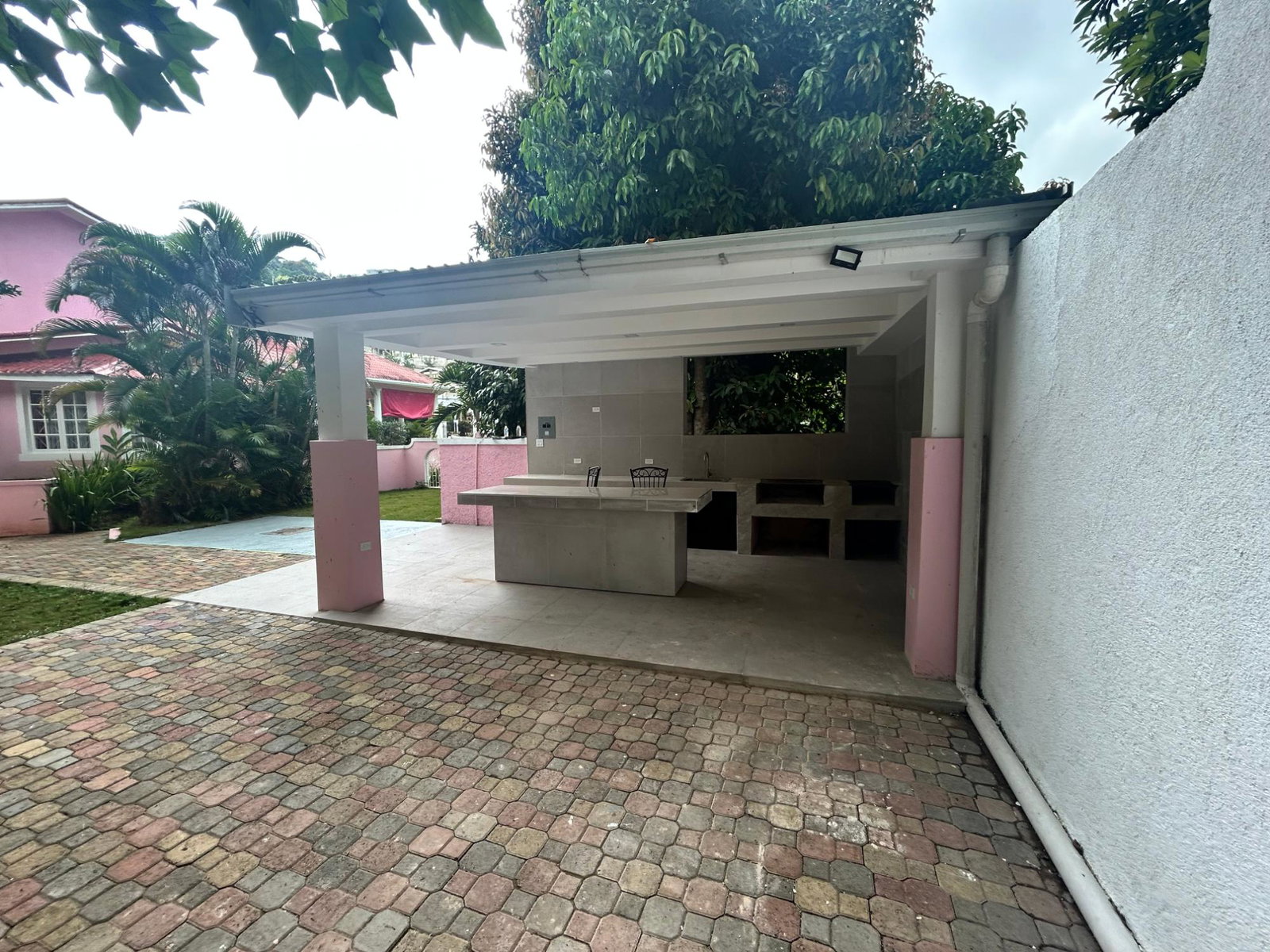 Spacious-6-Bedroom-House-for-Sale-at-20-Forrest-Avenue-St.-Andrew-Jamaica Seventh image of 20 Forrest Avenue in Red Hills, St. Andrew, Jamaica - property is For Sale