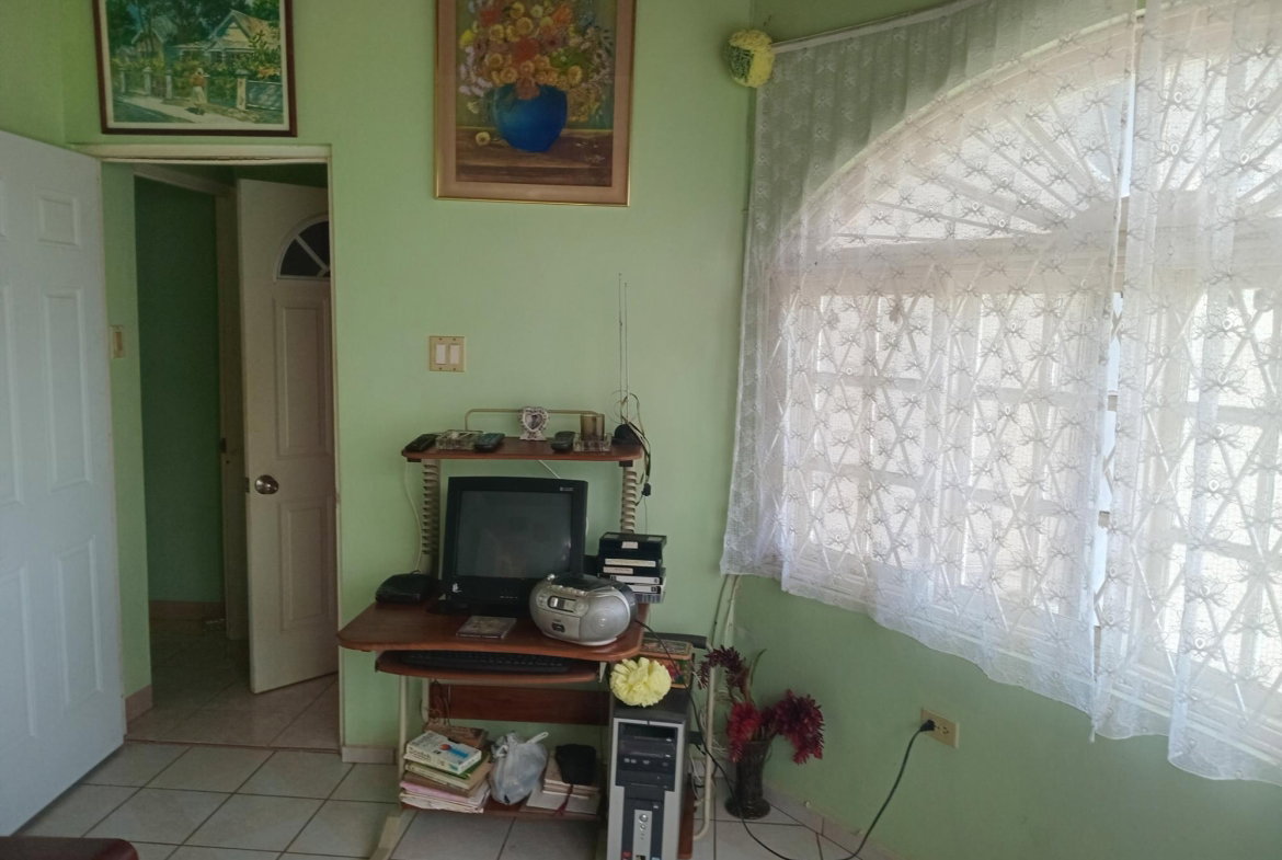 Tenth image of 9a Waltham Road in Mandeville, Manchester, Jamaica - property is For Sale