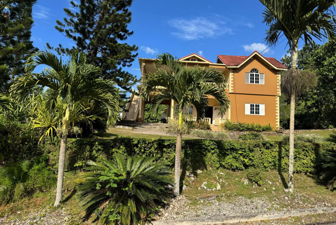 First image of 11 5 Ventura Heights in Red Hills, St. Andrew, Jamaica - property is For Sale