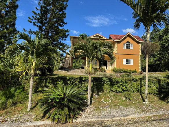 First image of 11 5 Ventura Heights in Red Hills, St. Andrew, Jamaica - property is For Sale