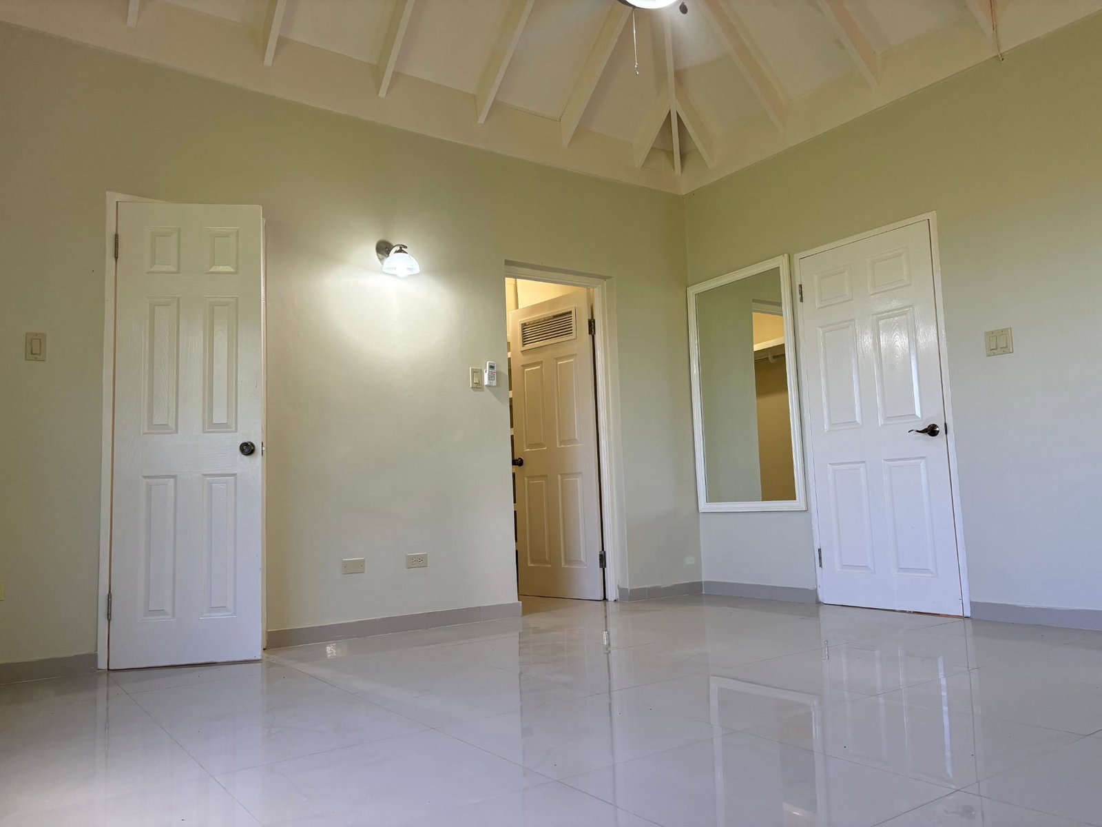 Ninth image of 4-462 Dorchester Drive in Ironshore, St. James, Jamaica - property is For Rent