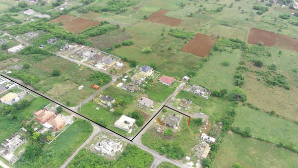 Fifth image of 27 la Cresta End (boxwood) in Santa Cruz, St. Elizabeth, Jamaica - property is For Sale