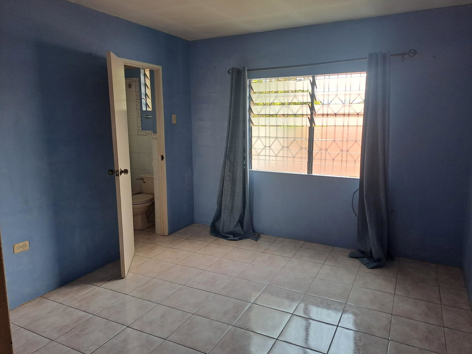 Spacious-Two-Storey-House-for-Sale-in-Three-Oaks-Gardens-St.-Andrew-Jamaica Nineteenth image of 5 Miraflores Drive in Kingston 19, St. Andrew, Jamaica - property is For Sale