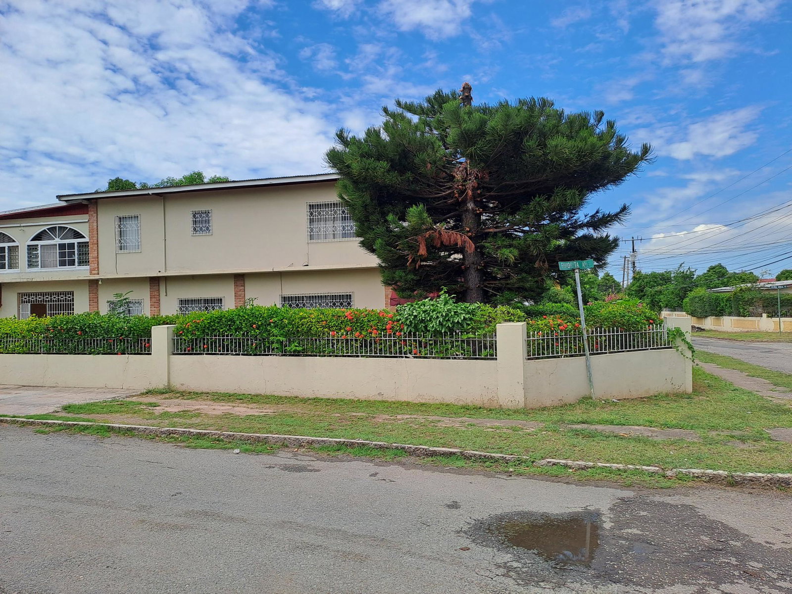 Spacious-Two-Storey-House-for-Sale-in-Three-Oaks-Gardens-St.-Andrew-Jamaica Twenty-Eighth image of 5 Miraflores Drive in Kingston 19, St. Andrew, Jamaica - property is For Sale